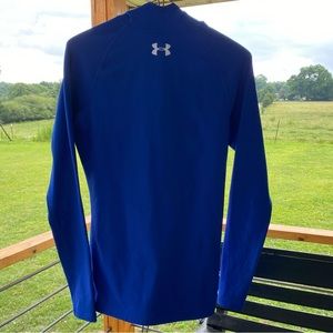 Fitted Under Armour shirt. Hooded. YM. Royal blue